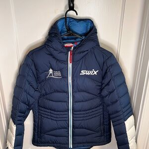 Swix Women’s Navy Blue Ski Jacket with White Accents